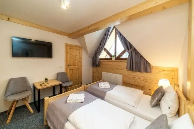 Tek Büyük veya İki Ayrı Yataklı Oda