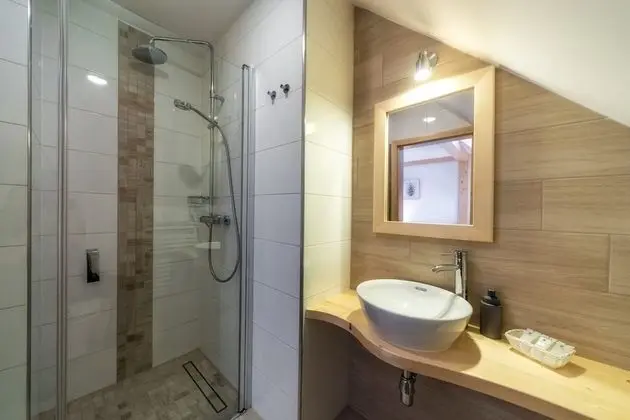 Tek Büyük veya İki Ayrı Yataklı Oda