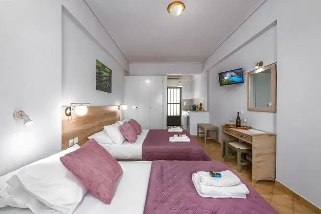 Stüdyo (3 Adults)