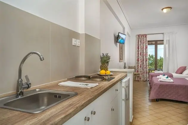 Stüdyo (3 Adults)