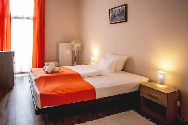 Deluxe Tek Büyük veya İki Ayrı Yataklı Oda