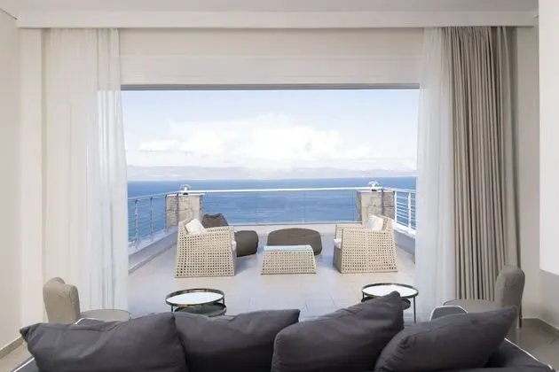 Villa, 2 Yatak Odası, Kişiye Özel Havuzlu, Deniz Manzaralı