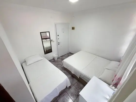 Triple,bahçe Manzaralı,balkonlu