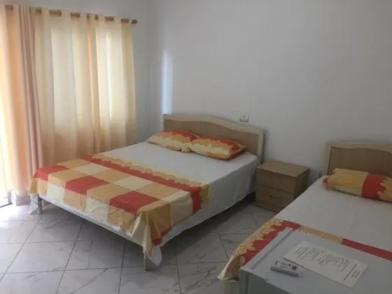 Üç Kişilik Oda, Balkon