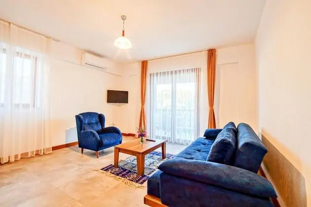 Suite 1 + 1 Oda , Havuz Manzaralı