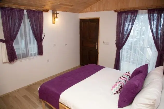 Bungalow, Deniz Manzaralı, Balkonlu
