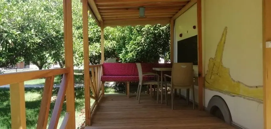 Karavan, Bahçe Manzaralı, Balkonlu