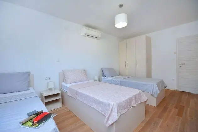 Villa, Deniz Manzaralı