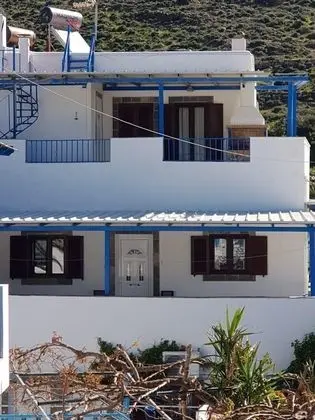 Üç Kişilik Oda (Ground or First Floor)