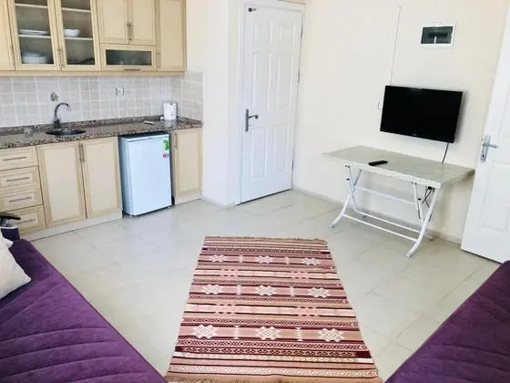 Aile Odası, Bahçe Manzaralı