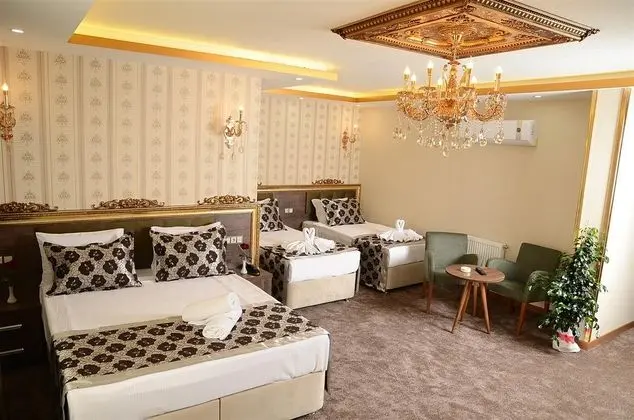 Balayı Suit