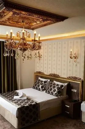 Balayı Suit