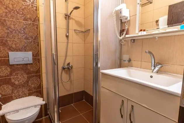 Aile Standard Odası