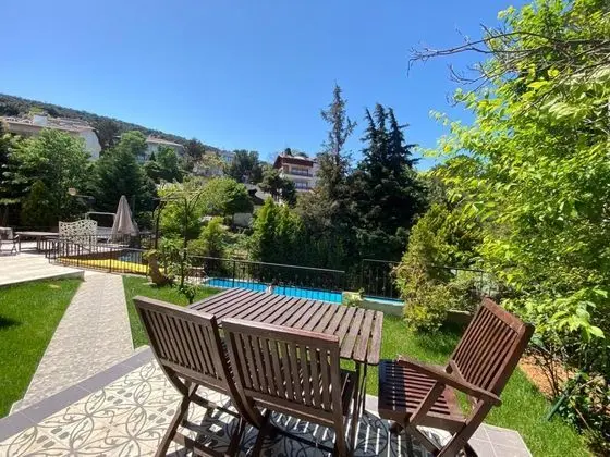 Standart Oda, Bahçe Manzaralı