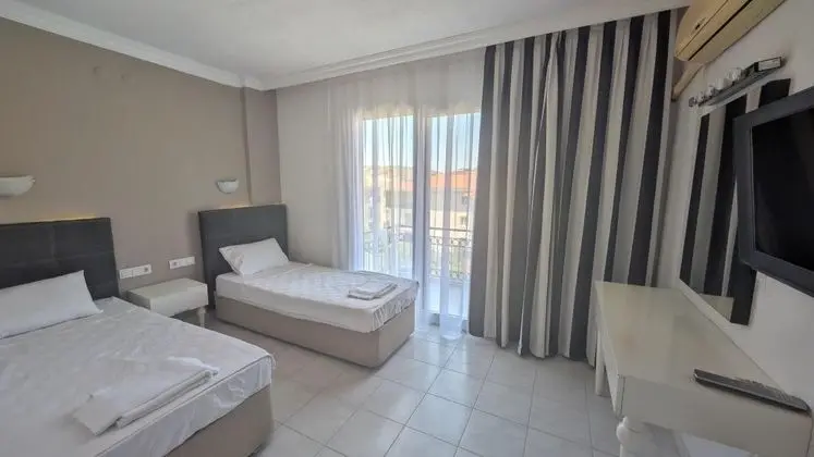 Standart Oda, Şehir Manzaralı