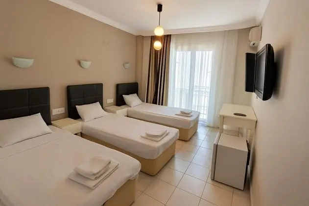 Triple, Şehir Manzaralı