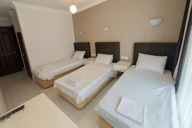 Triple, Şehir Manzaralı