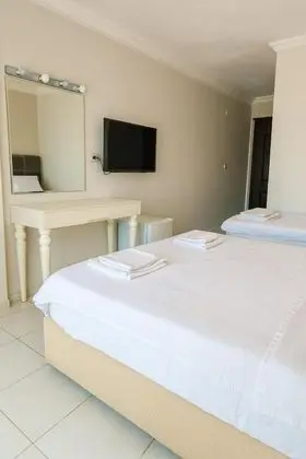 Triple, Şehir Manzaralı