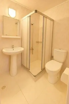 Triple, Şehir Manzaralı