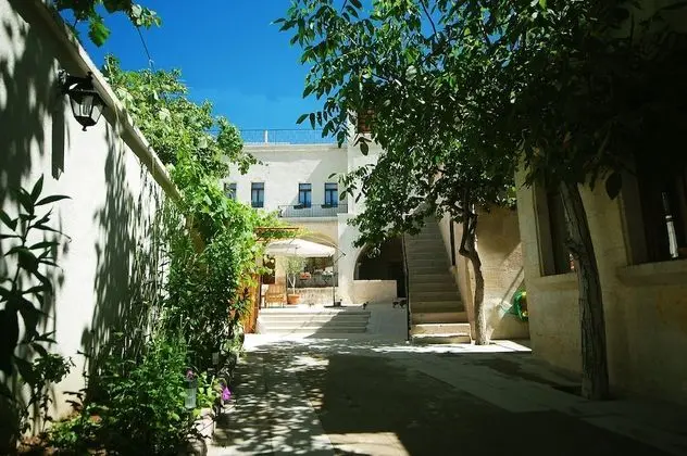 Standard Üç Kişilik Oda