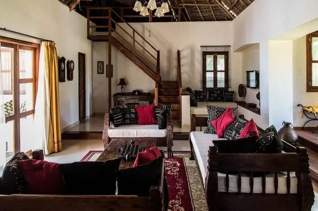 Villa, Kişiye Özel Havuzlu, Denize Sıfır