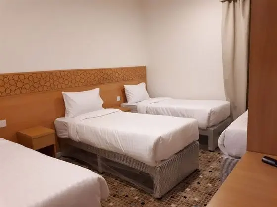 Basic Tek Büyük veya İki Ayrı Yataklı Oda