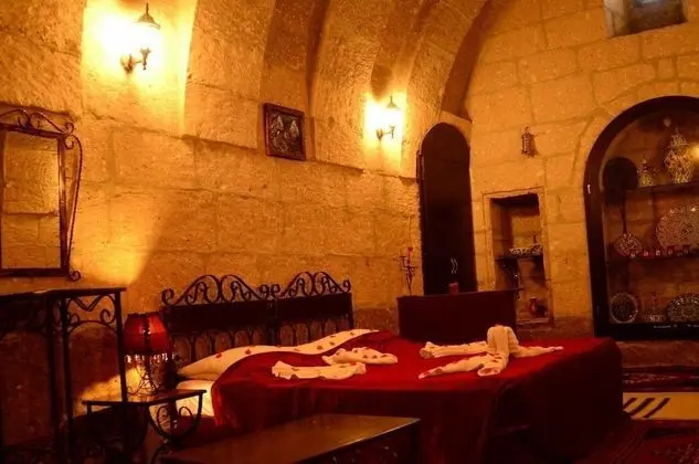 Double or Twin Cave Room