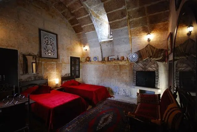 Double or Twin Cave Room