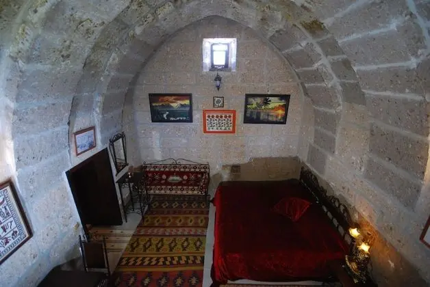 Double or Twin Cave Room