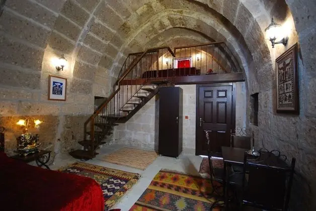Double or Twin Cave Room