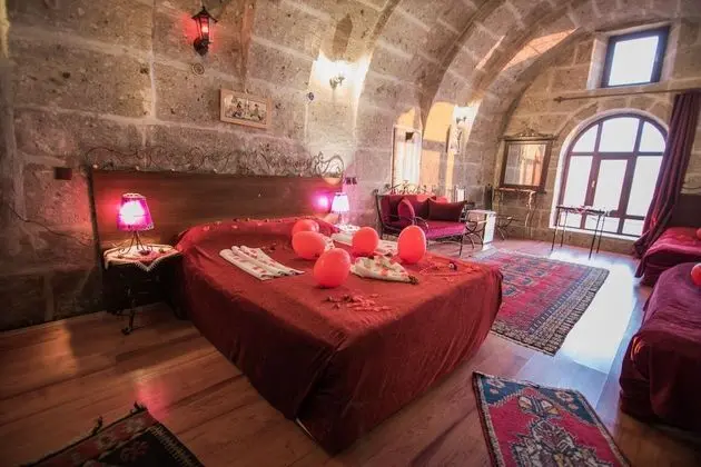 Double or Twin Cave Room