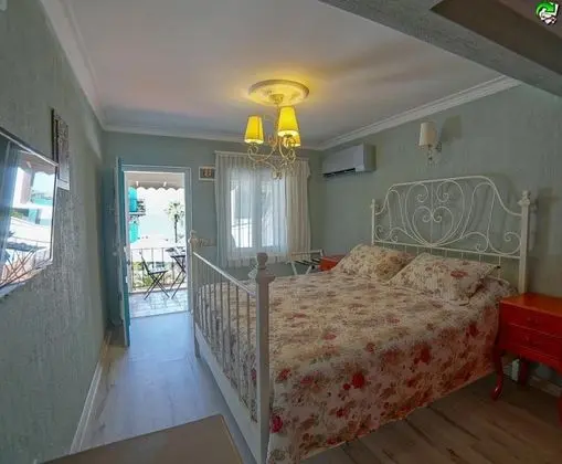 Jakuzili Standart Oda, Veranda Manzaralı