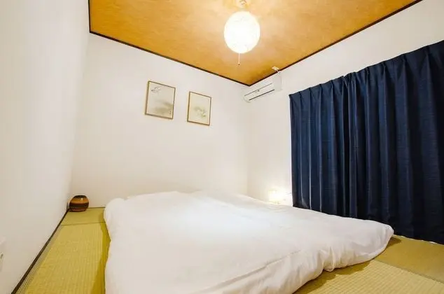 Ev (Private Vacation)