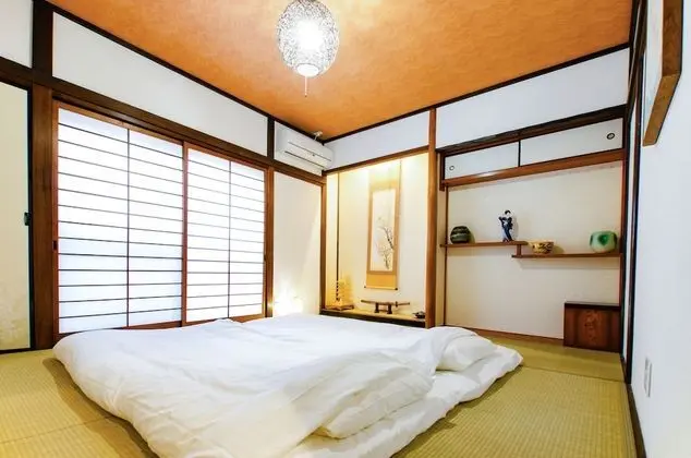 Ev (Private Vacation)