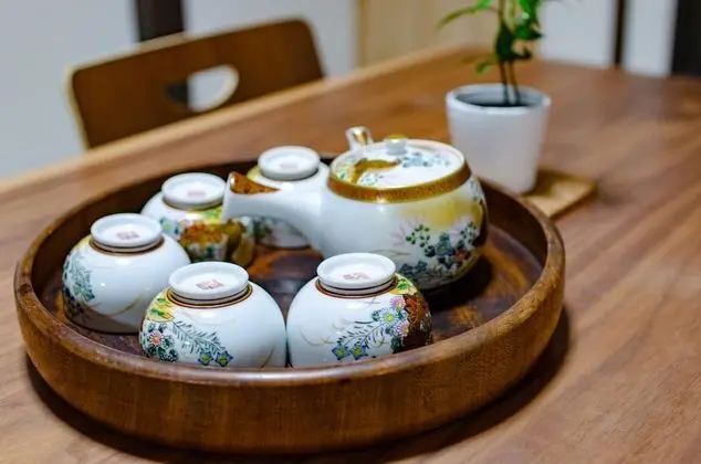 Ev (Private Vacation)