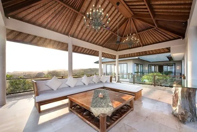 Villa Anahit