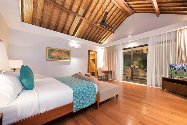 Villa Bale Agung