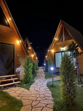 Deluxe Bungalov