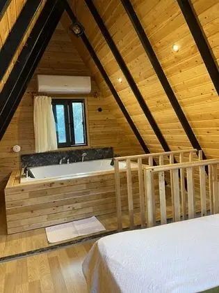 Deluxe Bungalov