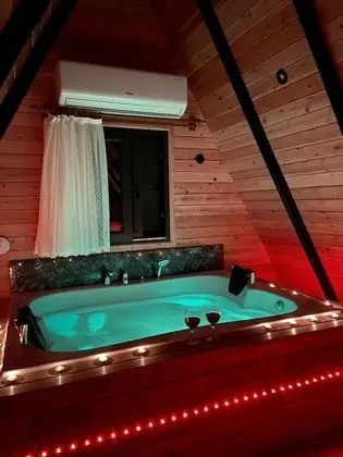 Deluxe Bungalov