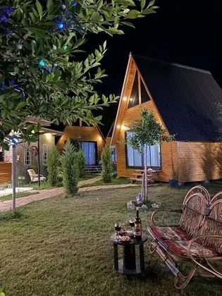 Deluxe Bungalov