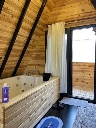Deluxe Bungalov