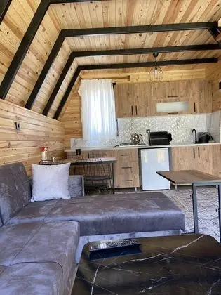 Deluxe Bungalov