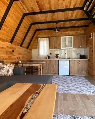 Deluxe Bungalov