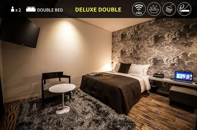 Deluxe Tek Büyük Yataklı Oda