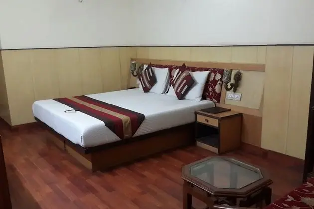 Deluxe Tek Büyük Yataklı Oda, 1 En Büyük (King) Boy Yatak, Sigara İçilebilir, Şehir Manzaralı