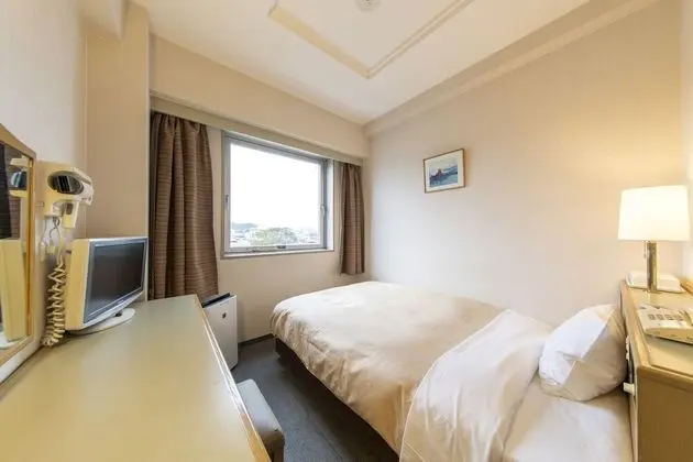 Tek Kişilik Oda, Sigara İçilebilir