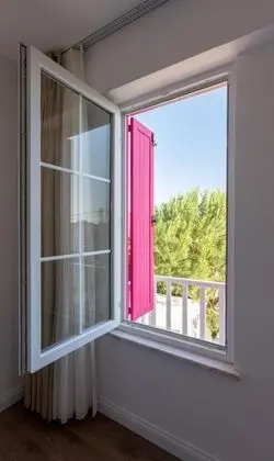 Comfort Oda, Bahçe Manzaralı, Balkonlu