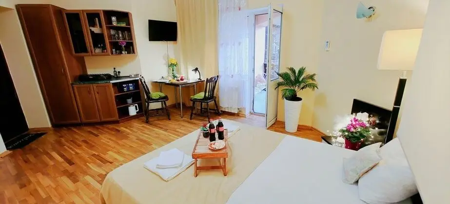 Comfort Tek Büyük veya İki Ayrı Yataklı Oda
