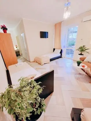 Deluxe Stüdyo